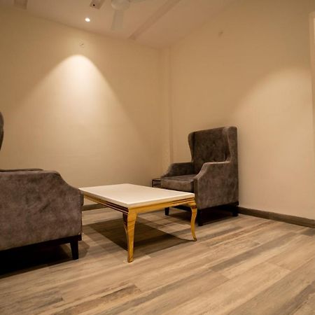 Hotel Smily Ludhiana Esterno foto