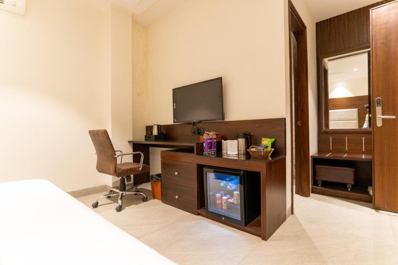 Hotel Smily Ludhiana Esterno foto