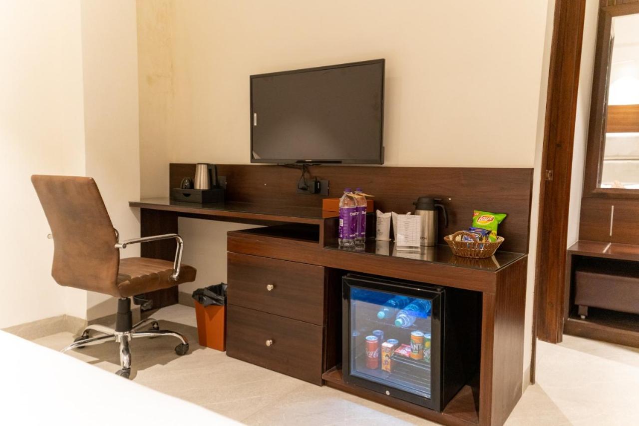 Hotel Smily Ludhiana Esterno foto