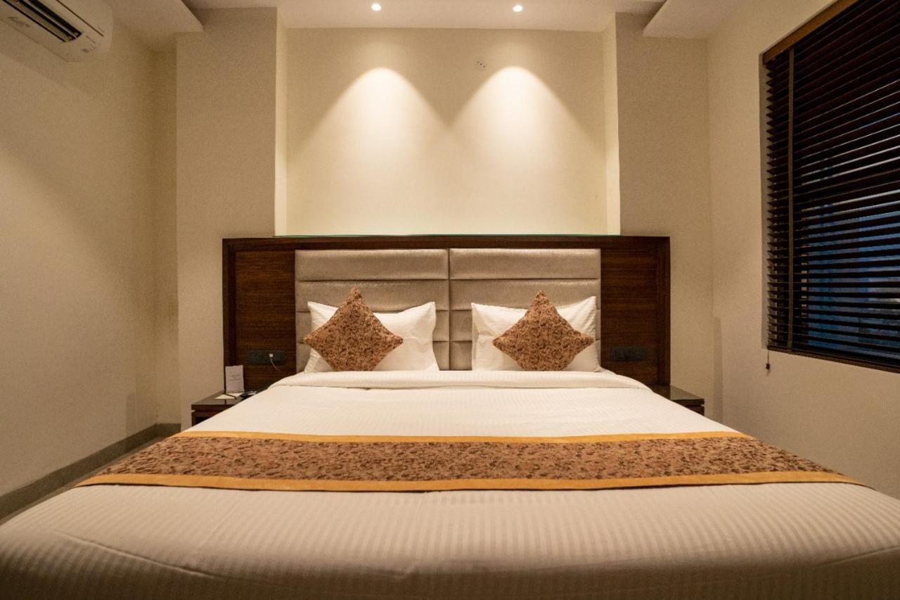 Hotel Smily Ludhiana Esterno foto
